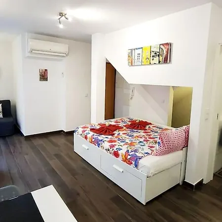 Of The Panteao, 1st Floor Appartement